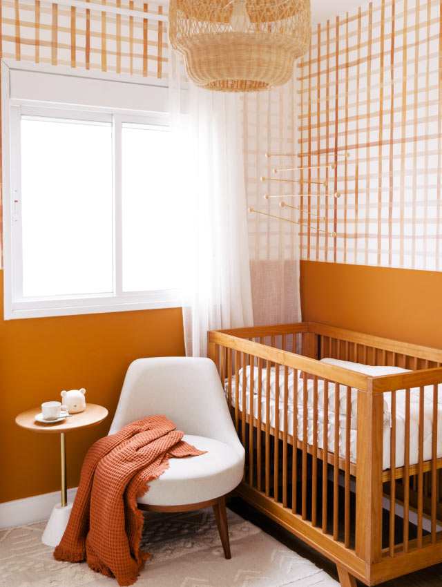 quarto infantil com parede decorada com tinta