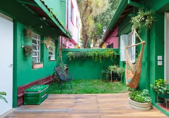 Imagem de uma casa com paredes verdes (Autor: Felco)