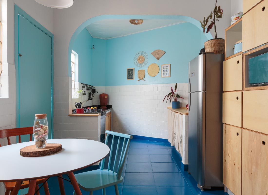 cozinha decorada com cores com e