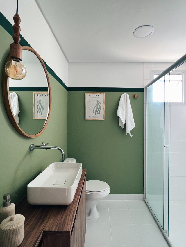 banheiro decorado com paleta de cores verde