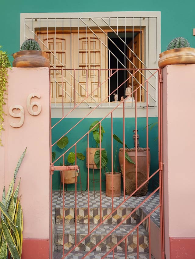 Imagem da fachada de uma casa em Tracunhaém, no Pernambuco